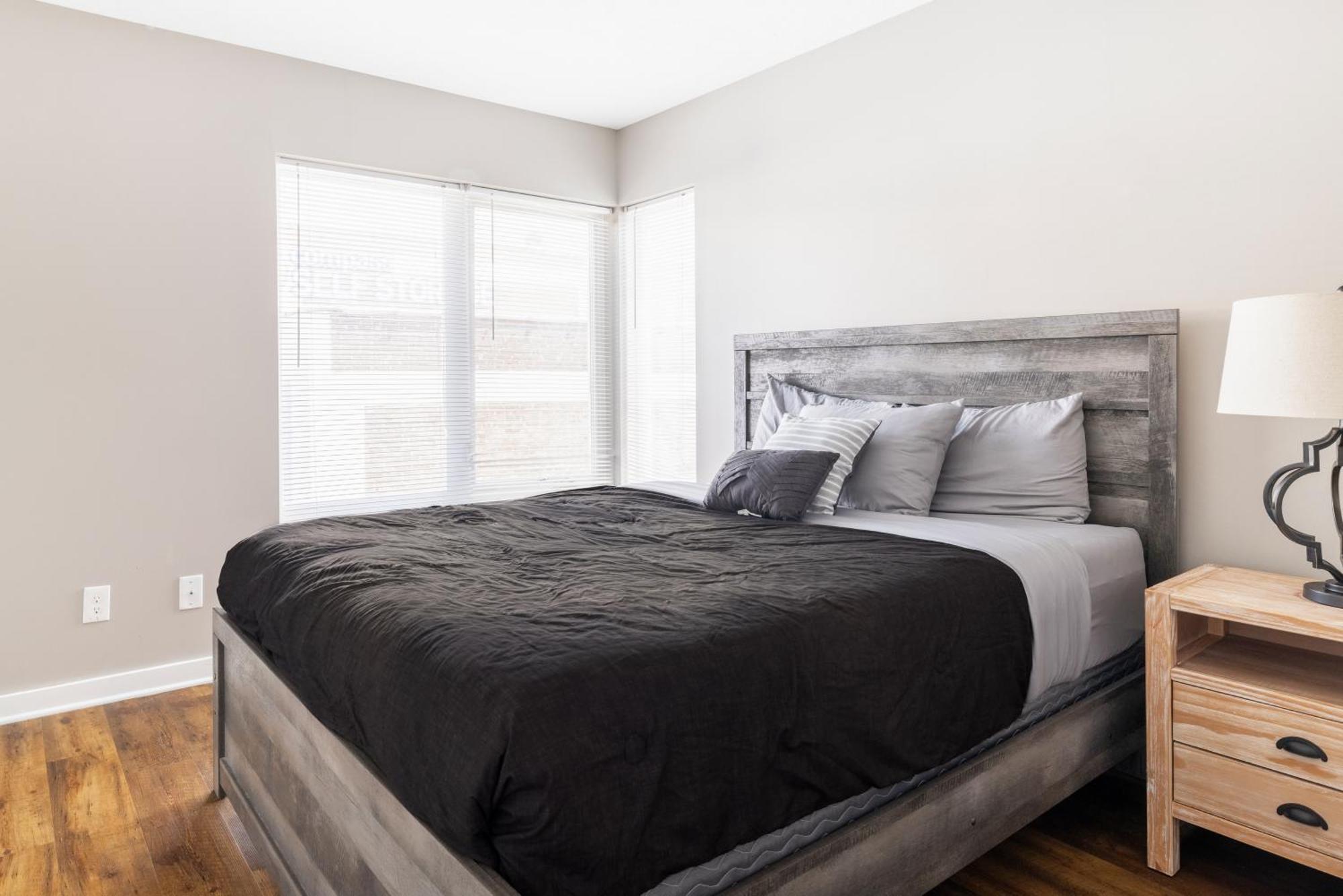 Luxury Downtown Townhome Unit 13 Cleveland